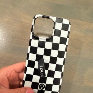 Loopy Case - Checkered
